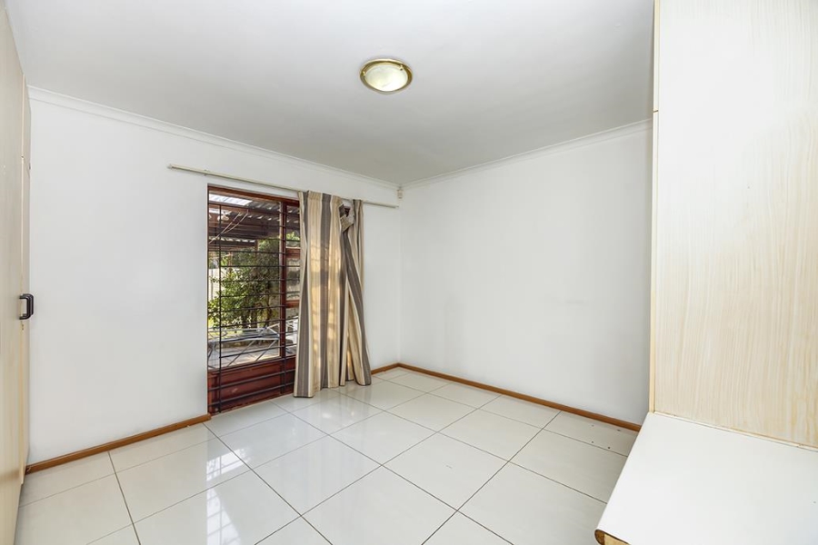 2 Bedroom Property for Sale in Table View Western Cape